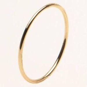 Vrai and Oro Skinny Stacking Band size 6 only